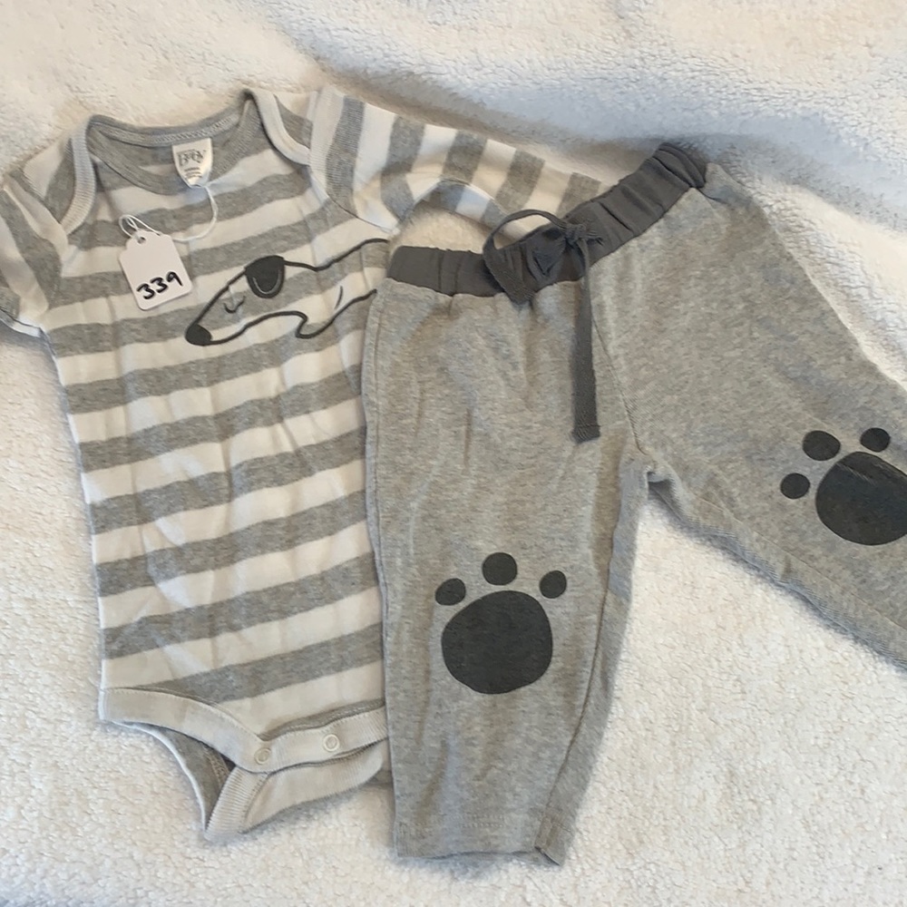 NWOT NORDSTROM BABY SIZE NEWBORN SET
